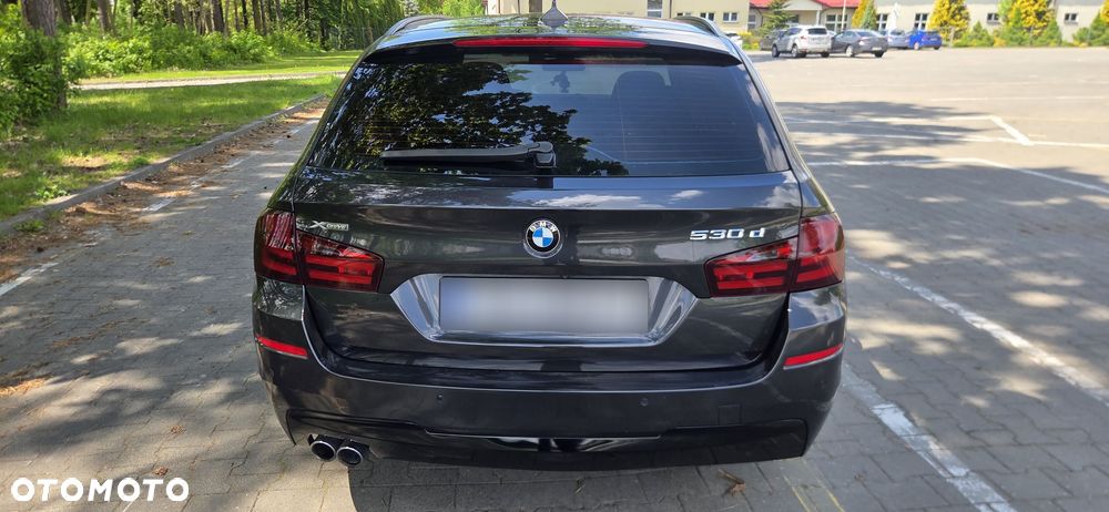 BMW Seria 5 530d xDrive - 15
