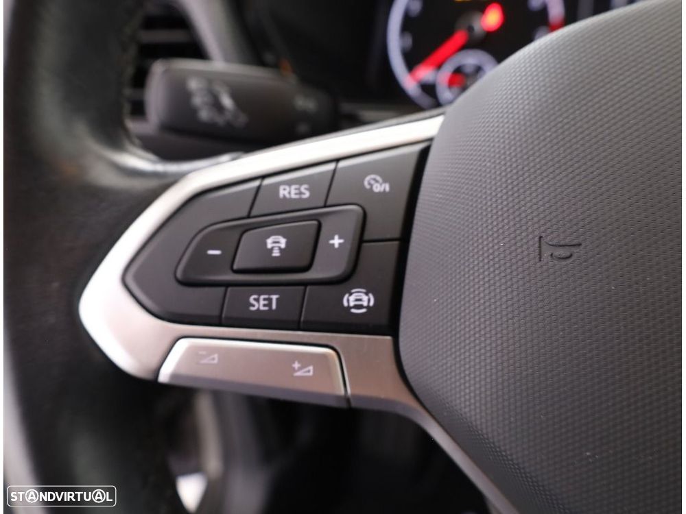VW T-Cross 1.0 TSI Life - 21