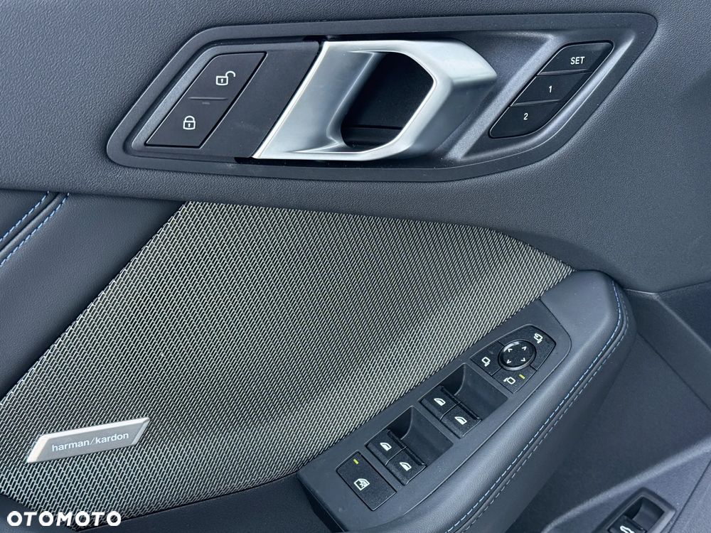 BMW Seria 1 120 - 25