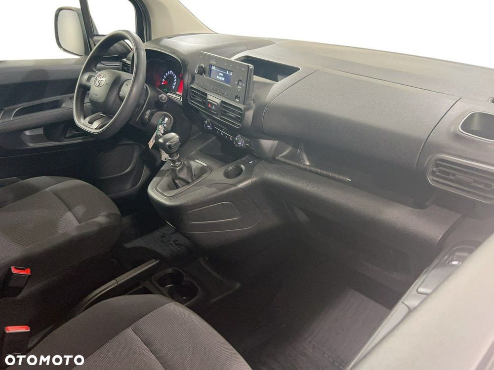 Toyota Proace City - 14