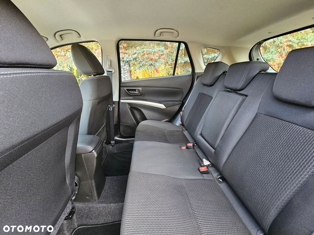 Suzuki SX4 S-Cross 1.4 Boosterjet Comfort - 36