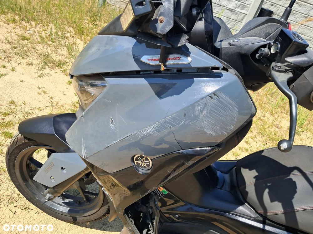 Yamaha X-max - 11