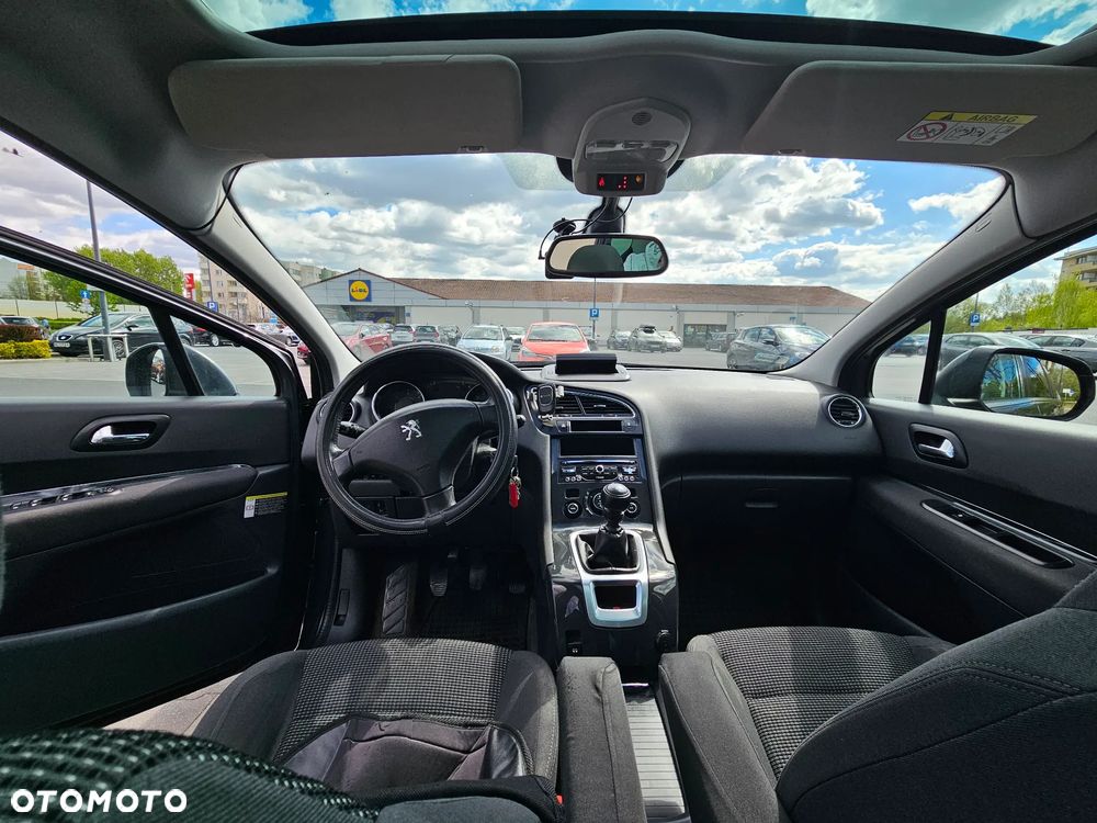 Peugeot 5008 HDI 115 Allure - 10