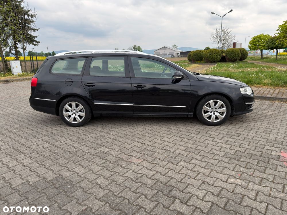Volkswagen Passat 2.0 TDI DPF Sportline - 4