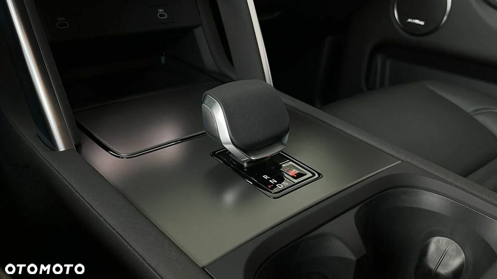 Land Rover Discovery Sport 2.0 D200 mHEV R-Dynamic SE - 18