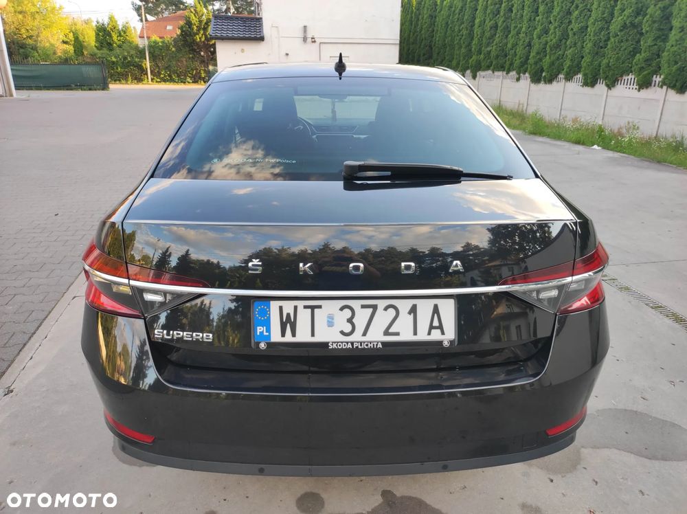 Skoda Superb 2.0 TDI SCR Ambition - 5