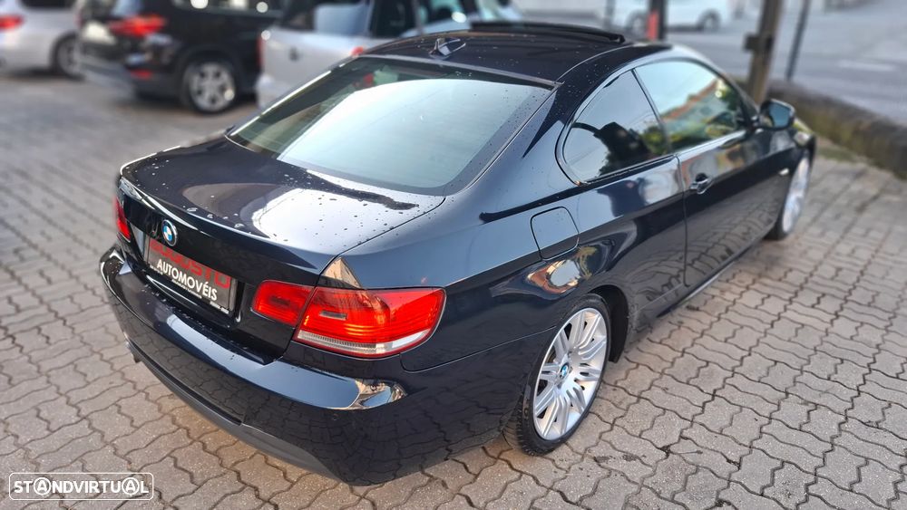BMW 320 d Coupe - 17