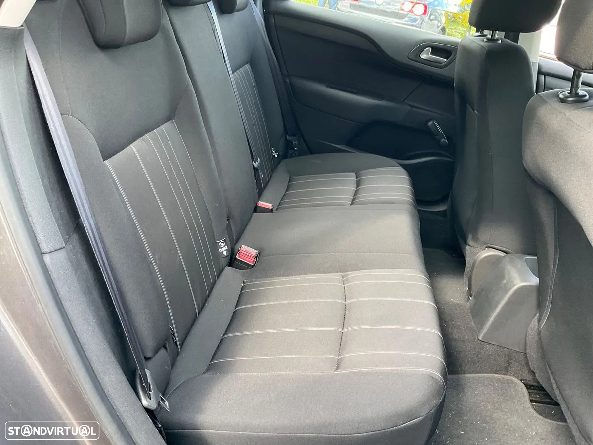 Citroën C4 PureTech 110 Selection - 6