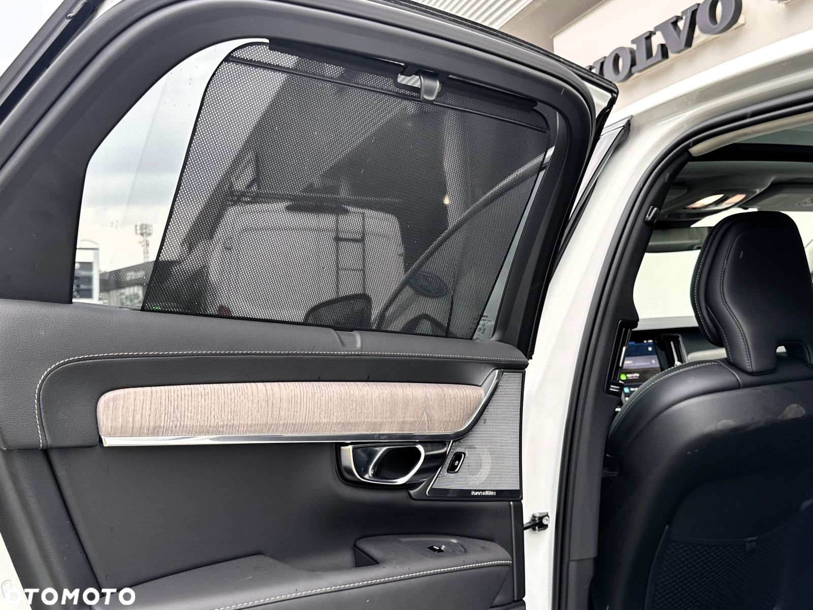 Volvo S90 - 14