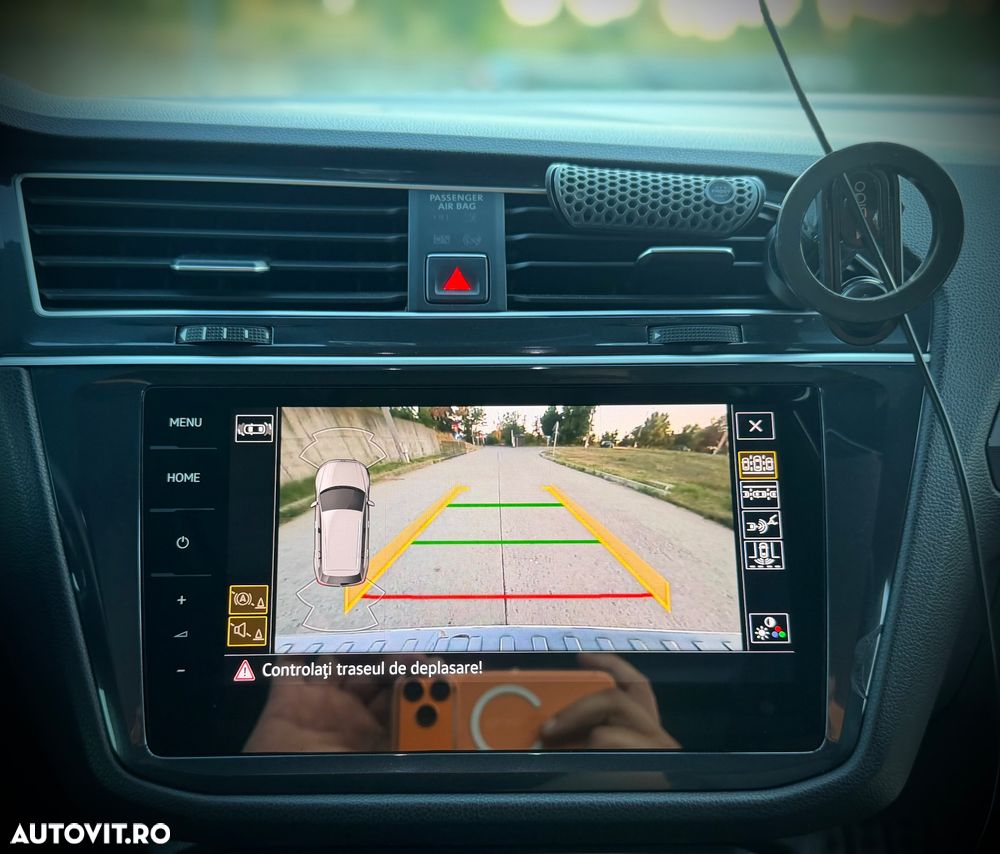 Volkswagen Tiguan - 10