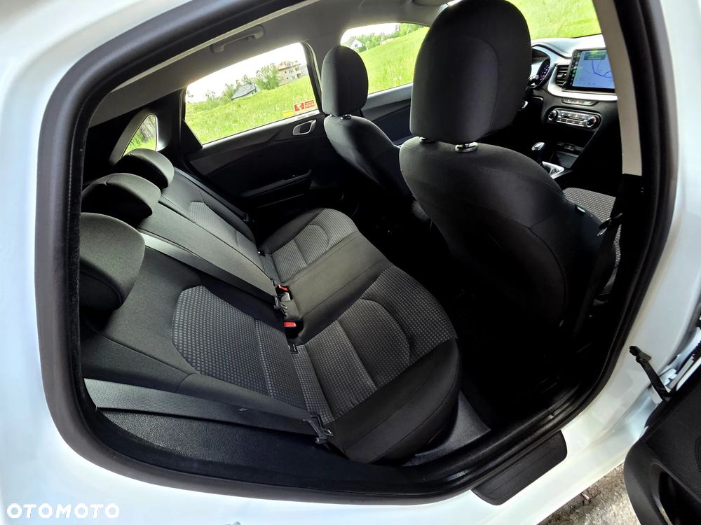 Kia Ceed 1.0 T-GDI M - 27