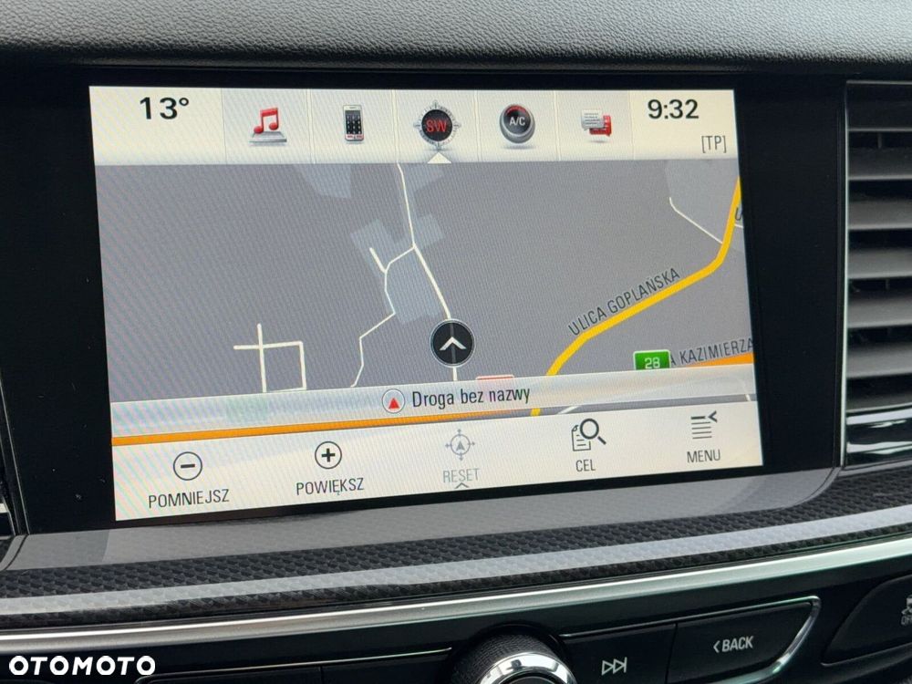 Opel Insignia - 31