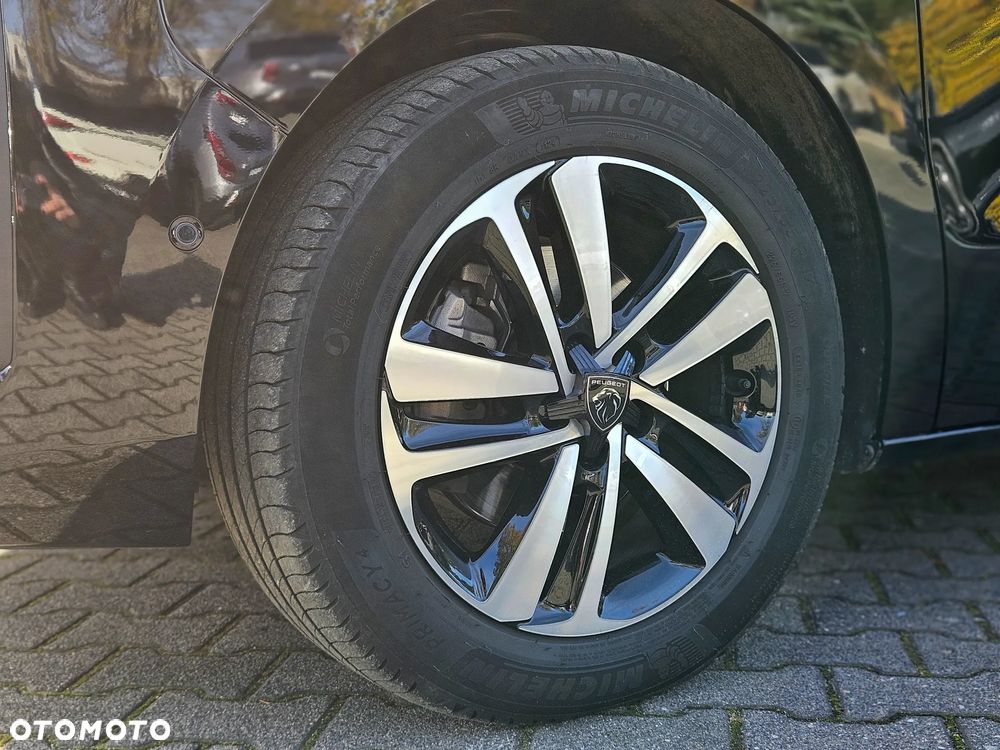 Peugeot Traveller 2.0 BlueHDi Long Business EAT8 - 8