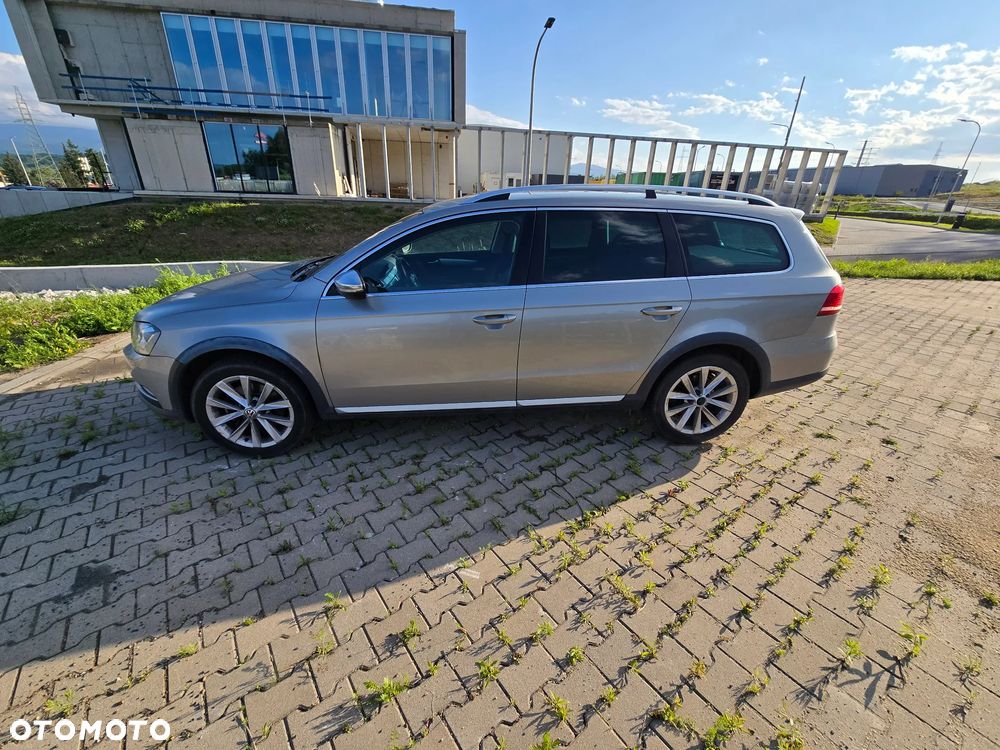 Volkswagen Passat - 11