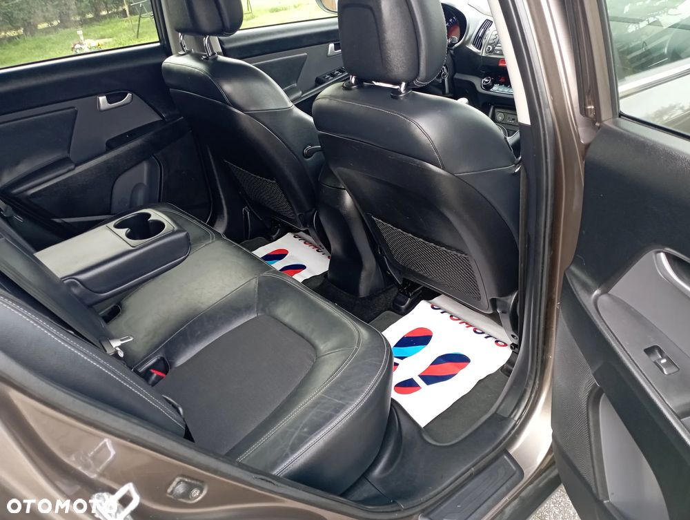 Kia Sportage 2.0 CVVT 2WD Attract - 15