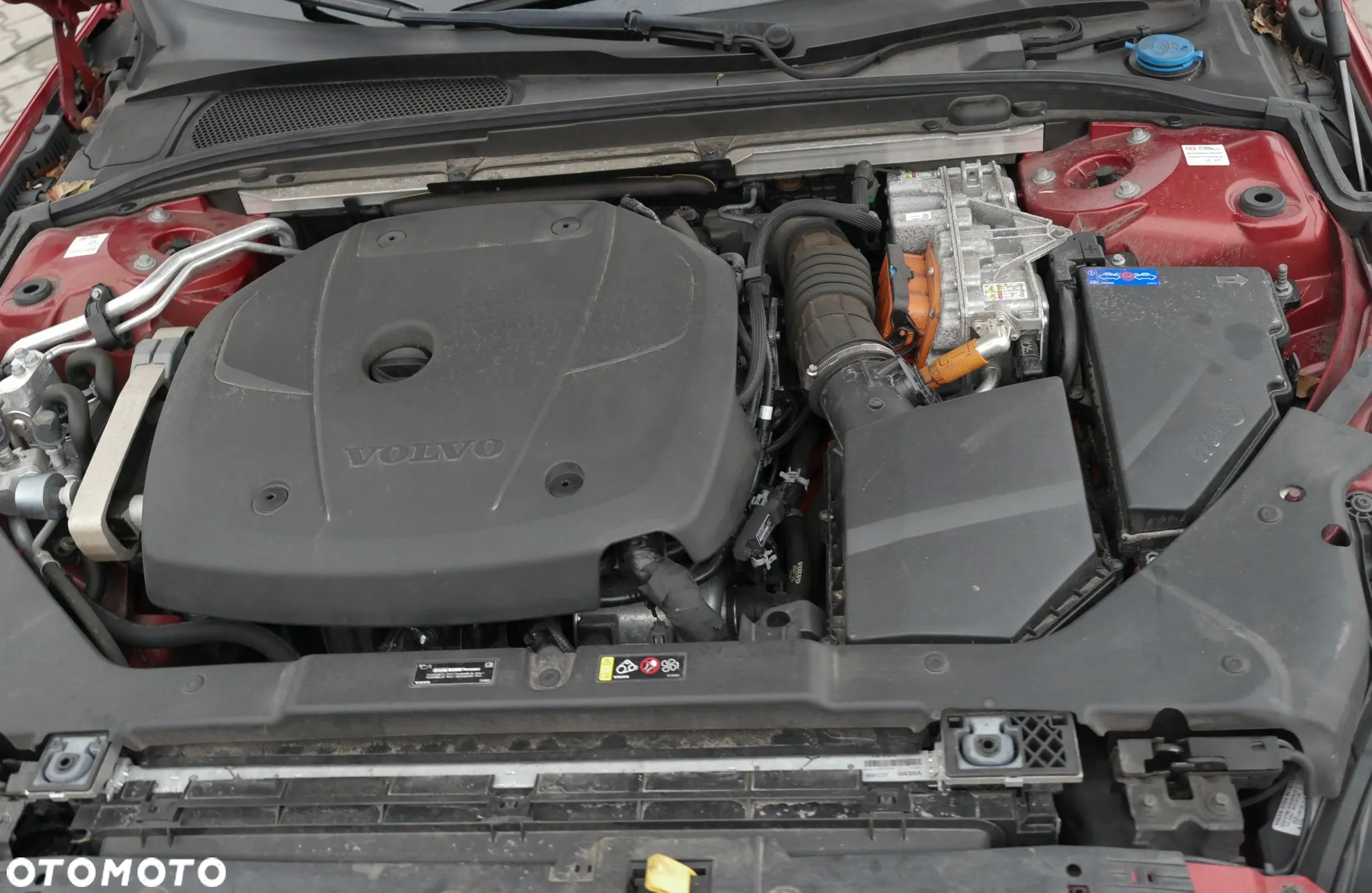 Volvo S60 T8 Recharge AWD Geartronic RDesign - 21