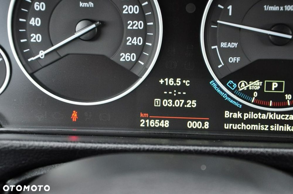 BMW Seria 3 330d xDrive Blue Performance Luxury Line - 39