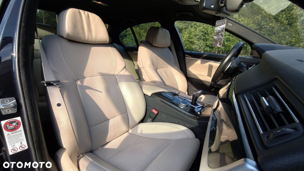 BMW Seria 5 - 22
