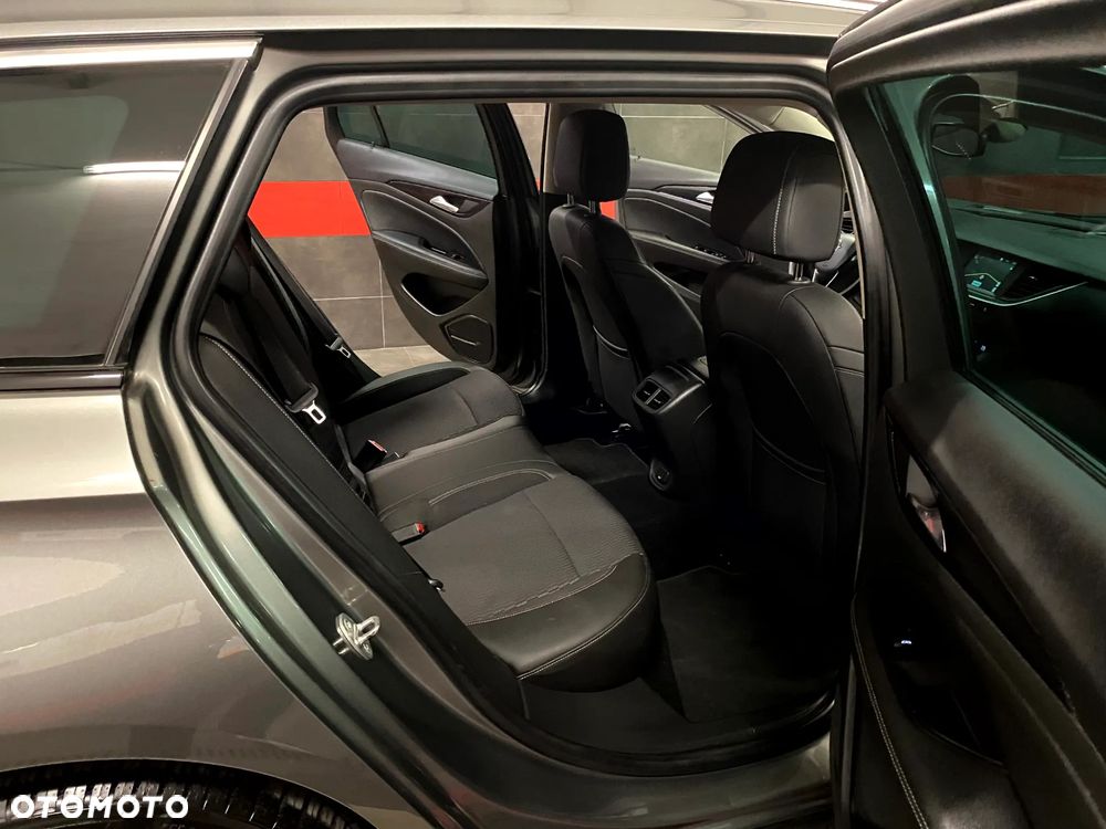 Opel Insignia 1.5 Direct InjectionTurbo Business Innovation - 27