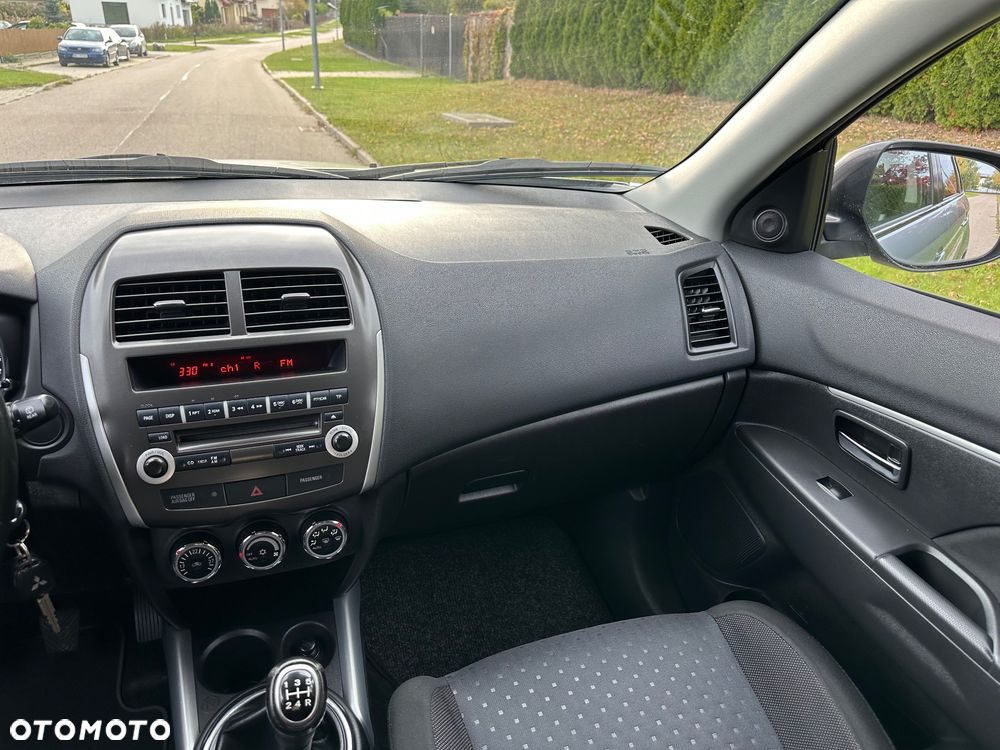 Mitsubishi ASX 1.6 Instyle AS&G - 23