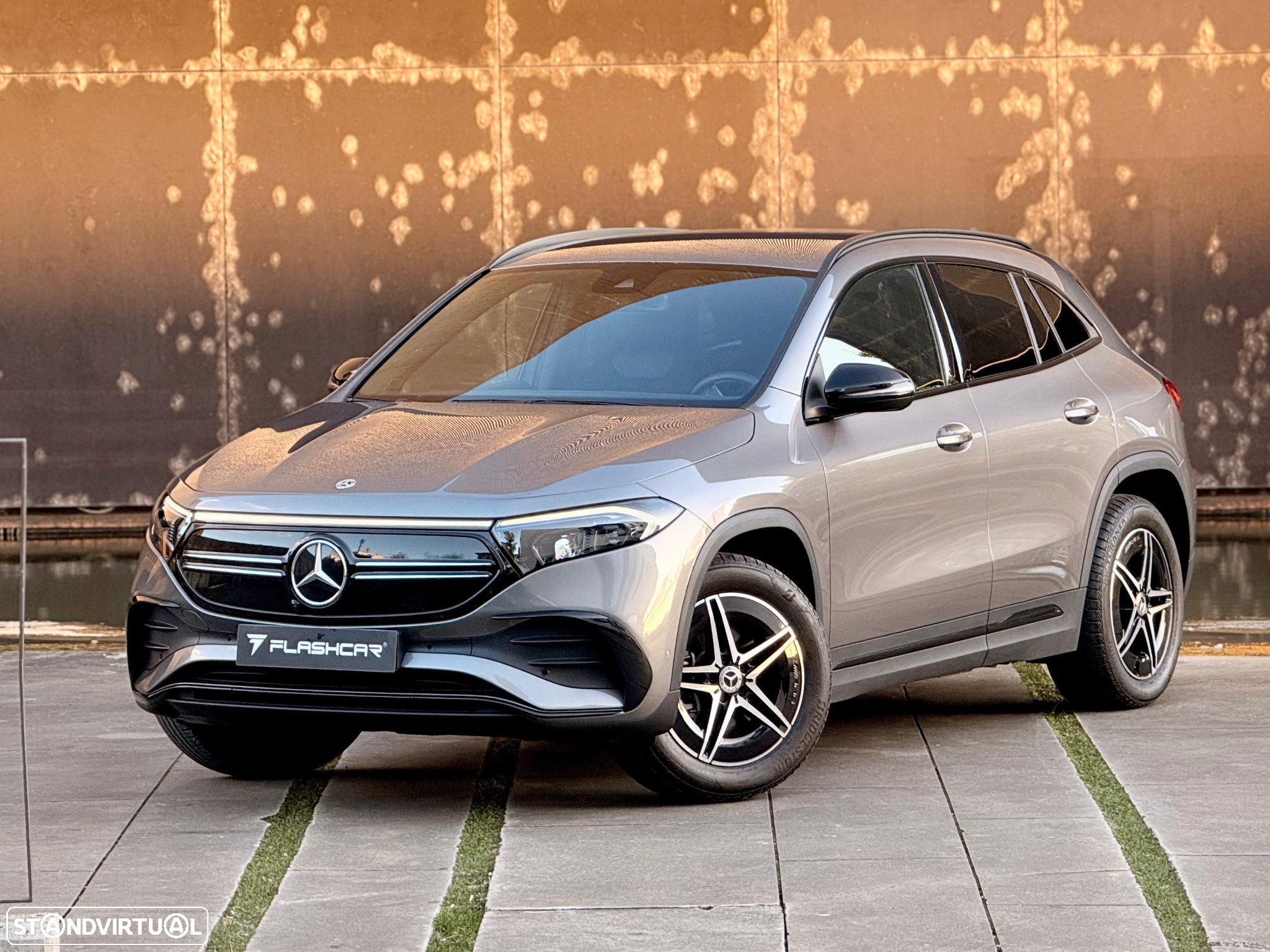 Mercedes-Benz EQA 300 4Matic AMG Line - 17