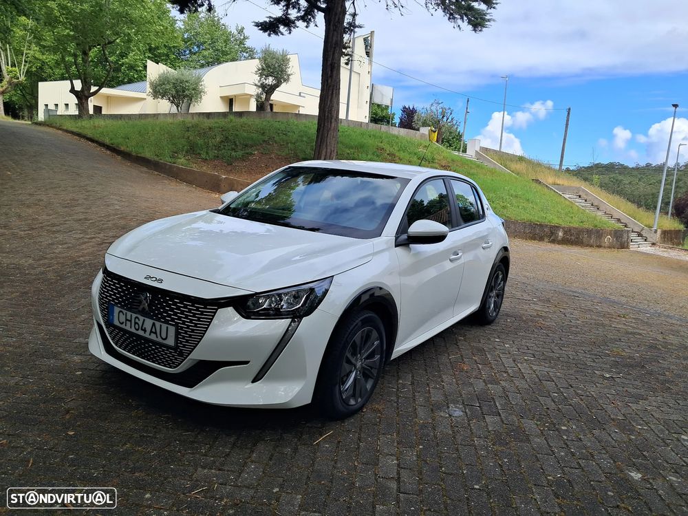 Peugeot e-208 Allure Pack - 1