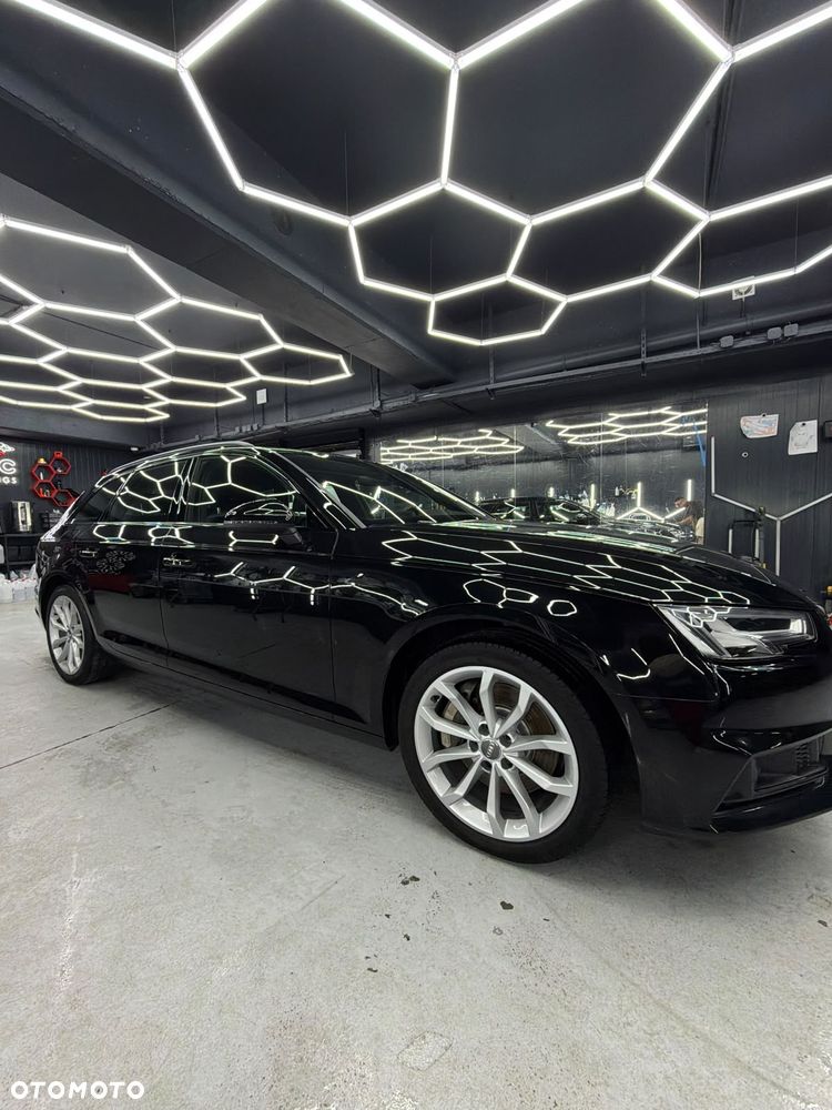 Audi A4 Avant - 19