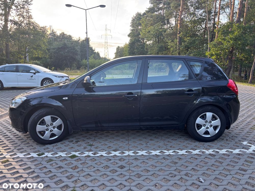 Kia Ceed 1.4 Comfort + - 4