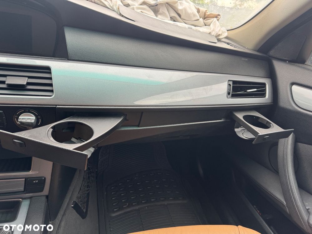 BMW e 60 części - 28