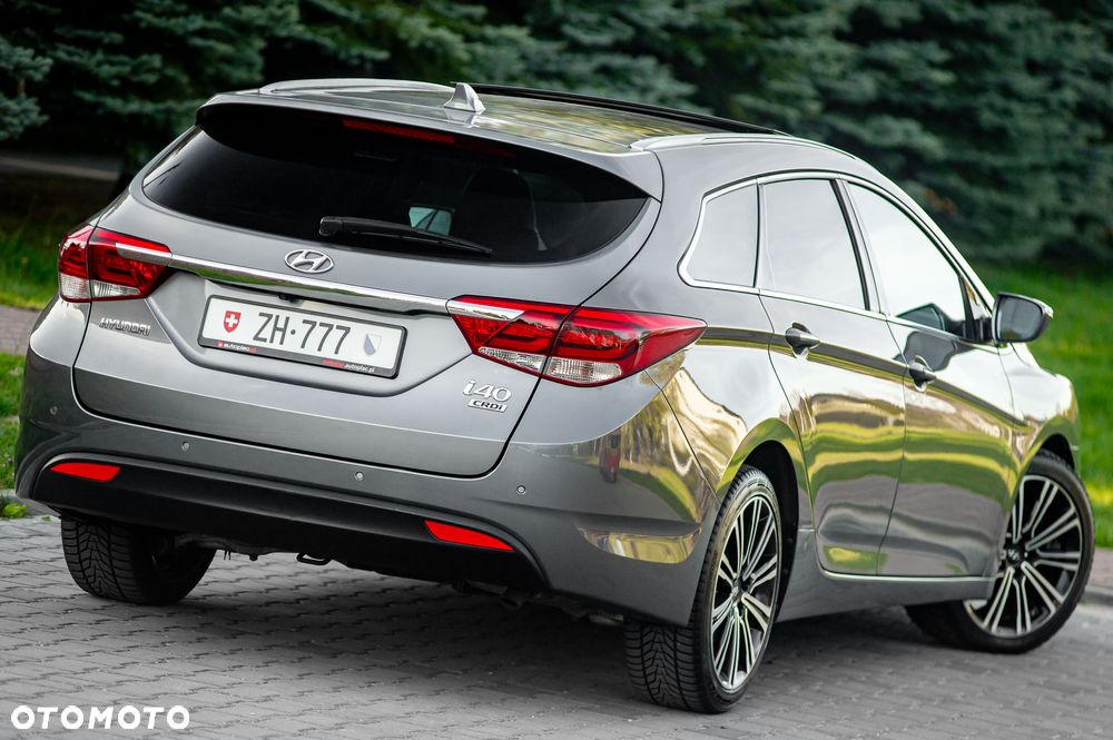 Hyundai i40 Kombi 1.7 CRDi DCT Premium - 9