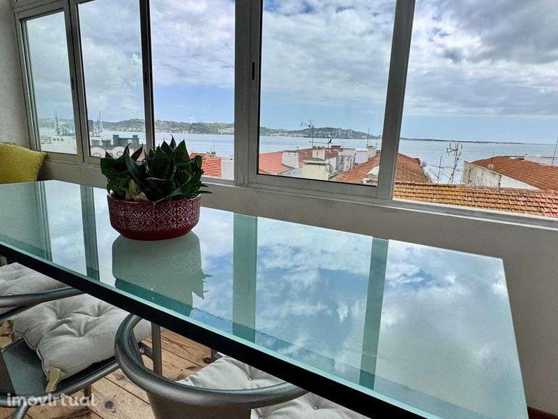 Apartamento T2 com vista panorâmica - Grande imagem: 2/12