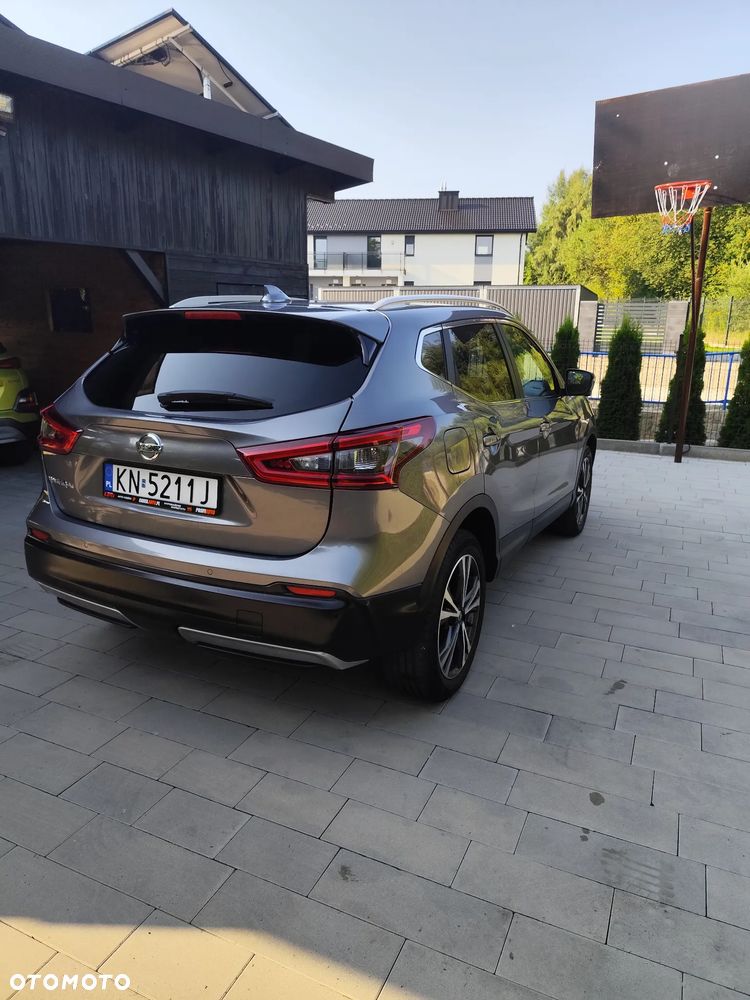 Nissan Qashqai 1.3 DIG-T N-Connecta EU6d - 4