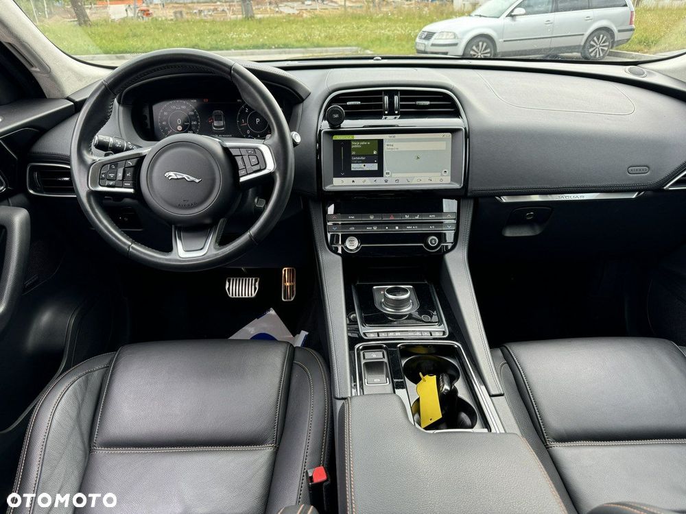 Jaguar F-Pace 2.0 i4D AWD Prestige - 20