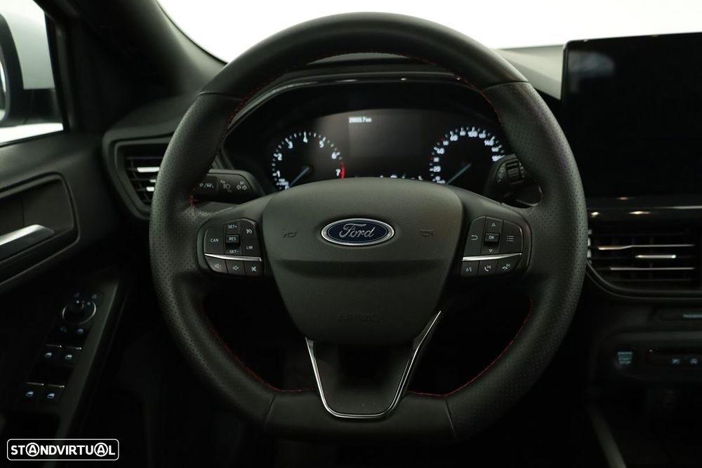 Ford Focus 1.0 EcoBoost MHEV ST-Line - 14