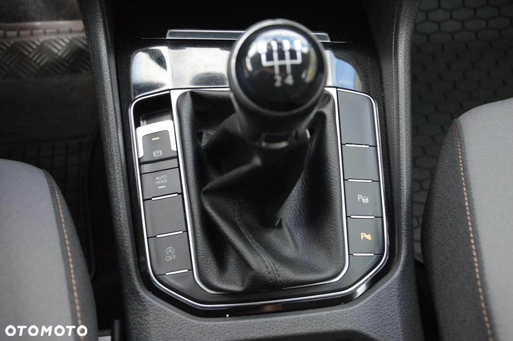 Volkswagen Golf Sportsvan - 30