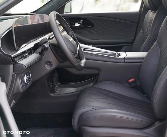 Omoda 9 1.5 Super Hybrid Exclusive AWD - 11