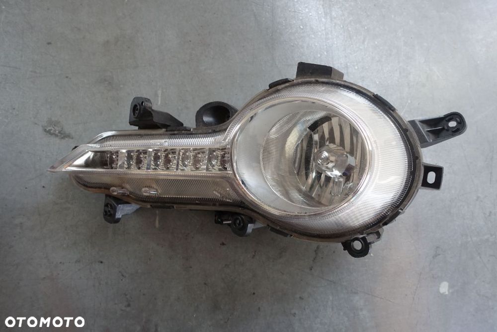 HALOGEN LEWY  PRAWY HYUNDAI i30 II 12-16r. - 2