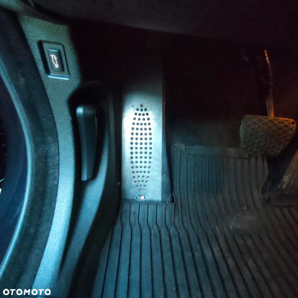 BMW Seria 5 530d xDrive Touring Sport-Aut - 17