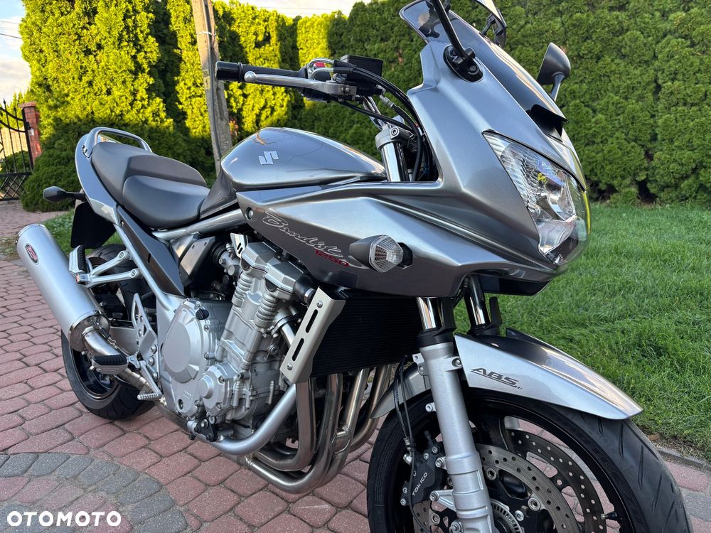 Suzuki Bandit - 12