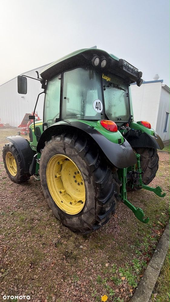 John Deere 5090M - 4