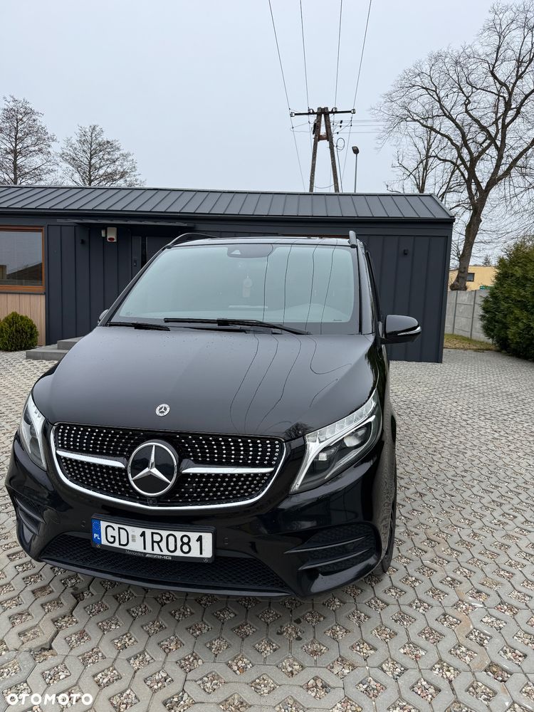 Mercedes-Benz Klasa V - 11