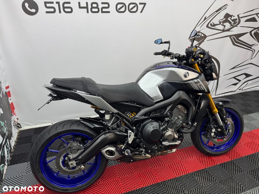 Yamaha MT - 4
