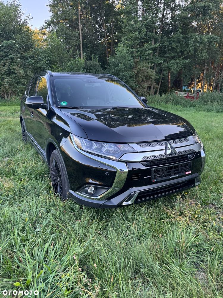 Mitsubishi Outlander 2.0 Instyle Navi - 8