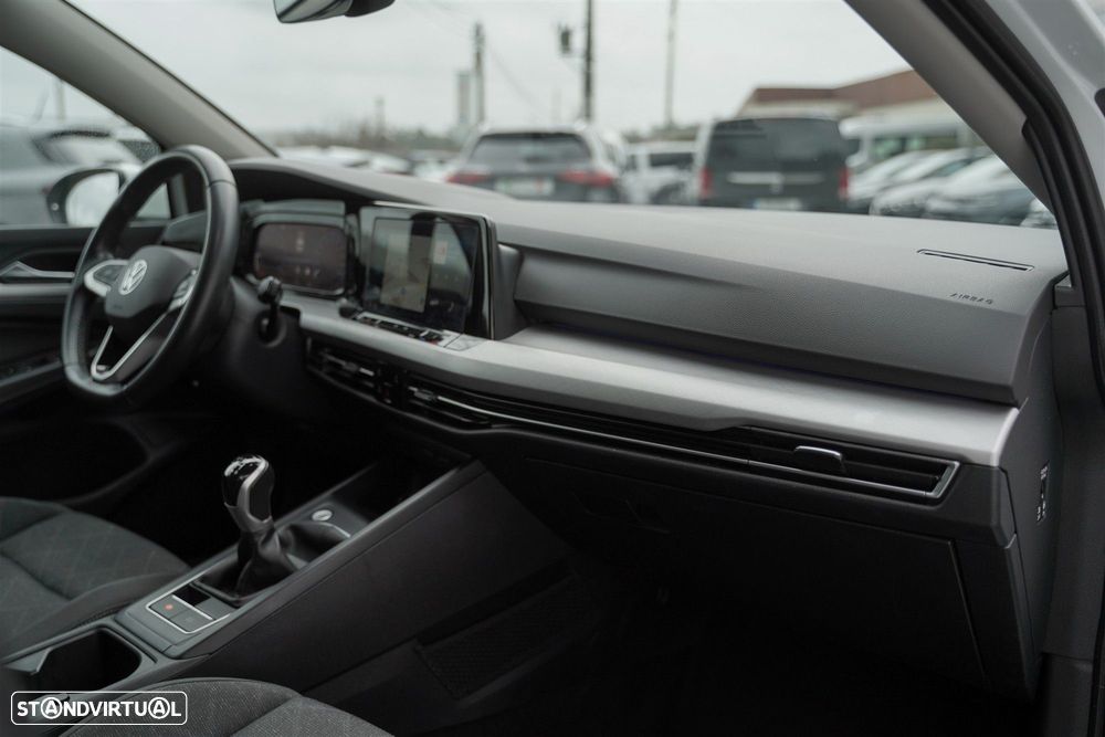 VW Golf 1.0 TSI Sportline - 31