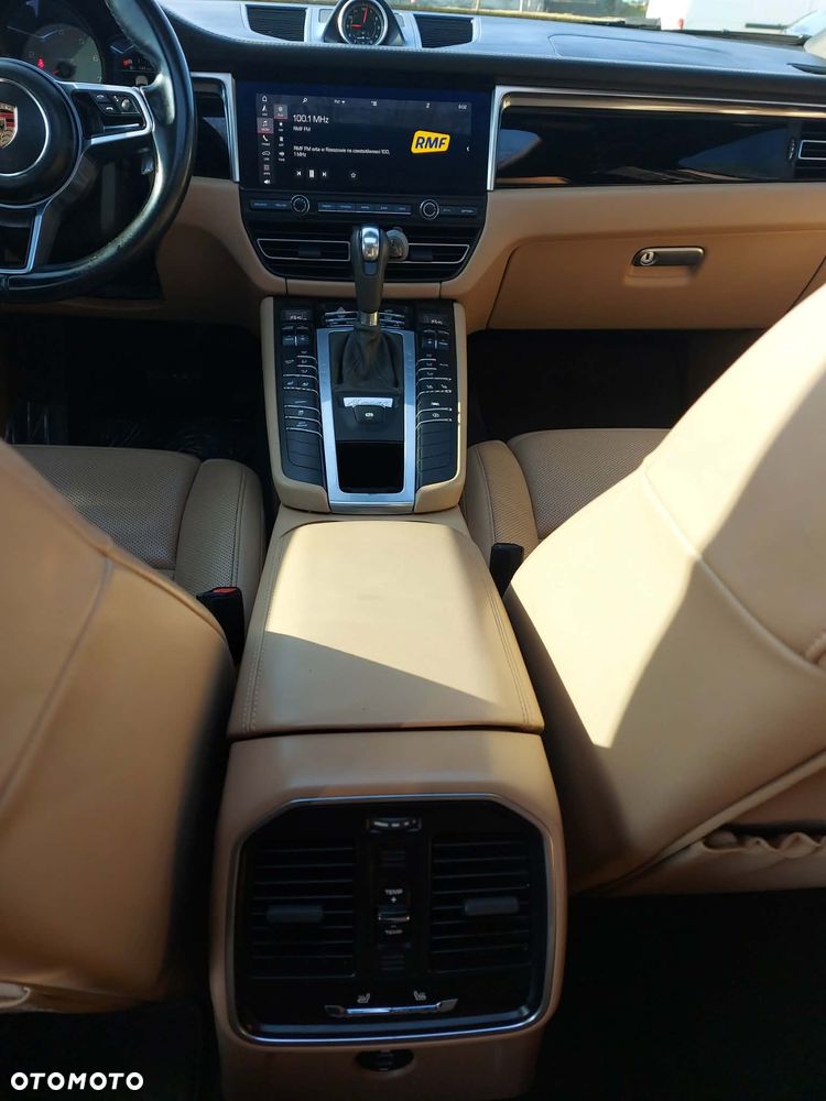 Porsche Macan S - 9