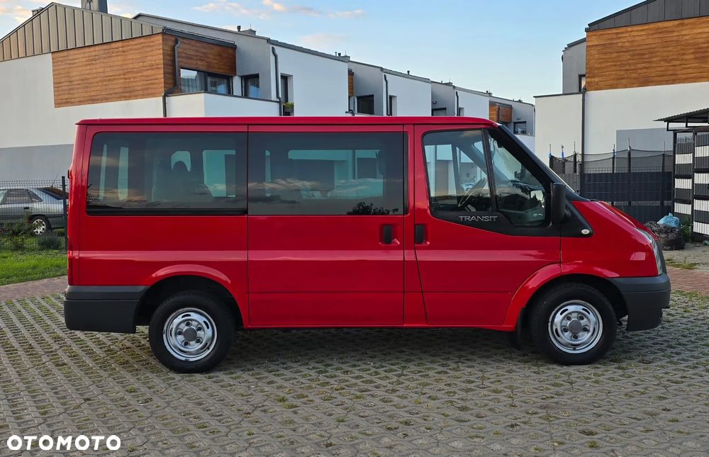 Ford Transit - 4