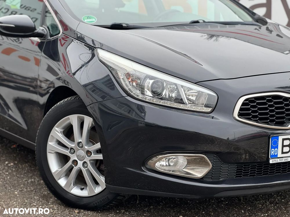 Kia Ceed - 16