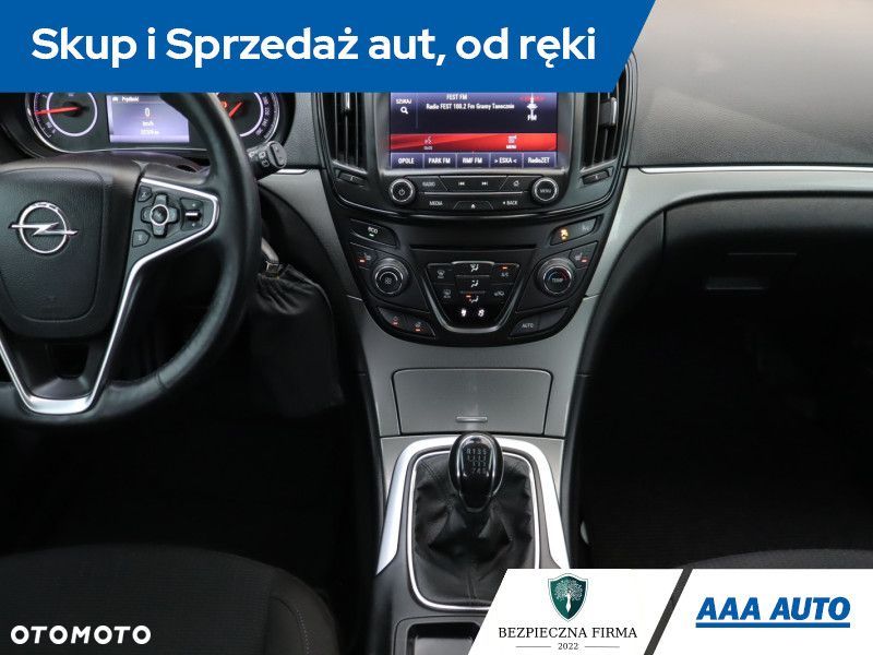 Opel Insignia - 15