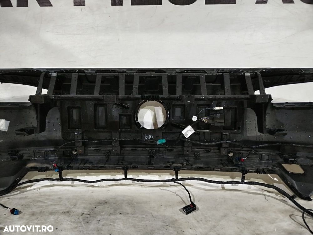 Bara fata Volvo EX30, 2023, 2024, 2025. - 10