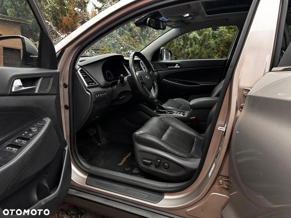 Hyundai Tucson 2.0 CRDI Tour de Pologne 4WD - 24